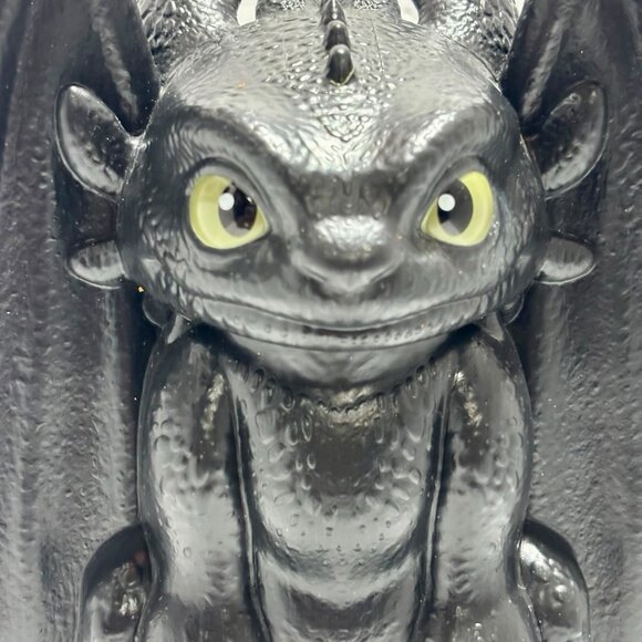 How To Train Your Dragon MOVIE TOOTHLESS Popcorn Bucket. - Picture 3 of 8